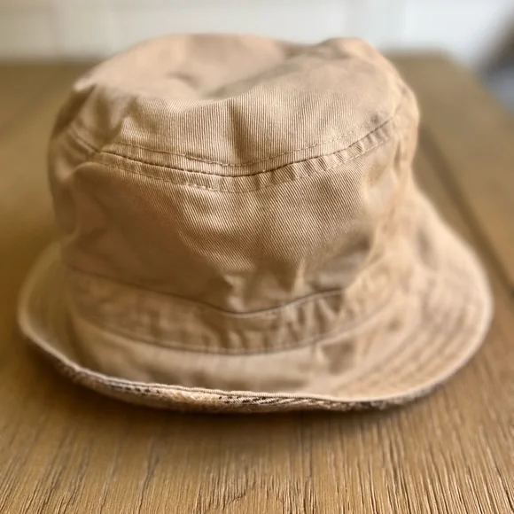 American Eagle plaid & khaki reversible bucket hat for men or women. Tan/Cream - Picture 8 of 8
